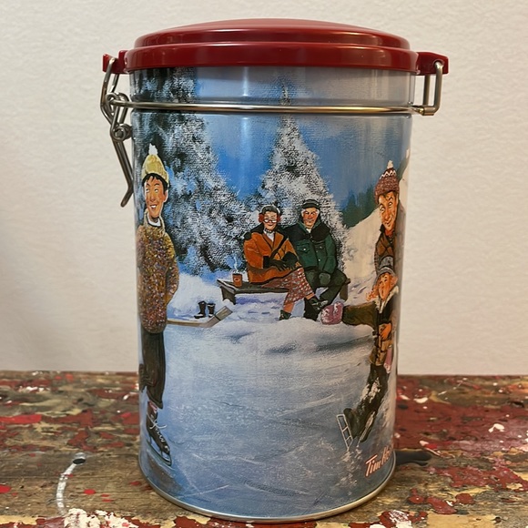 Tim Hortons Limited Edition Skating Pond Collectors Series #003 Tin Canister - Picture 2 of 12